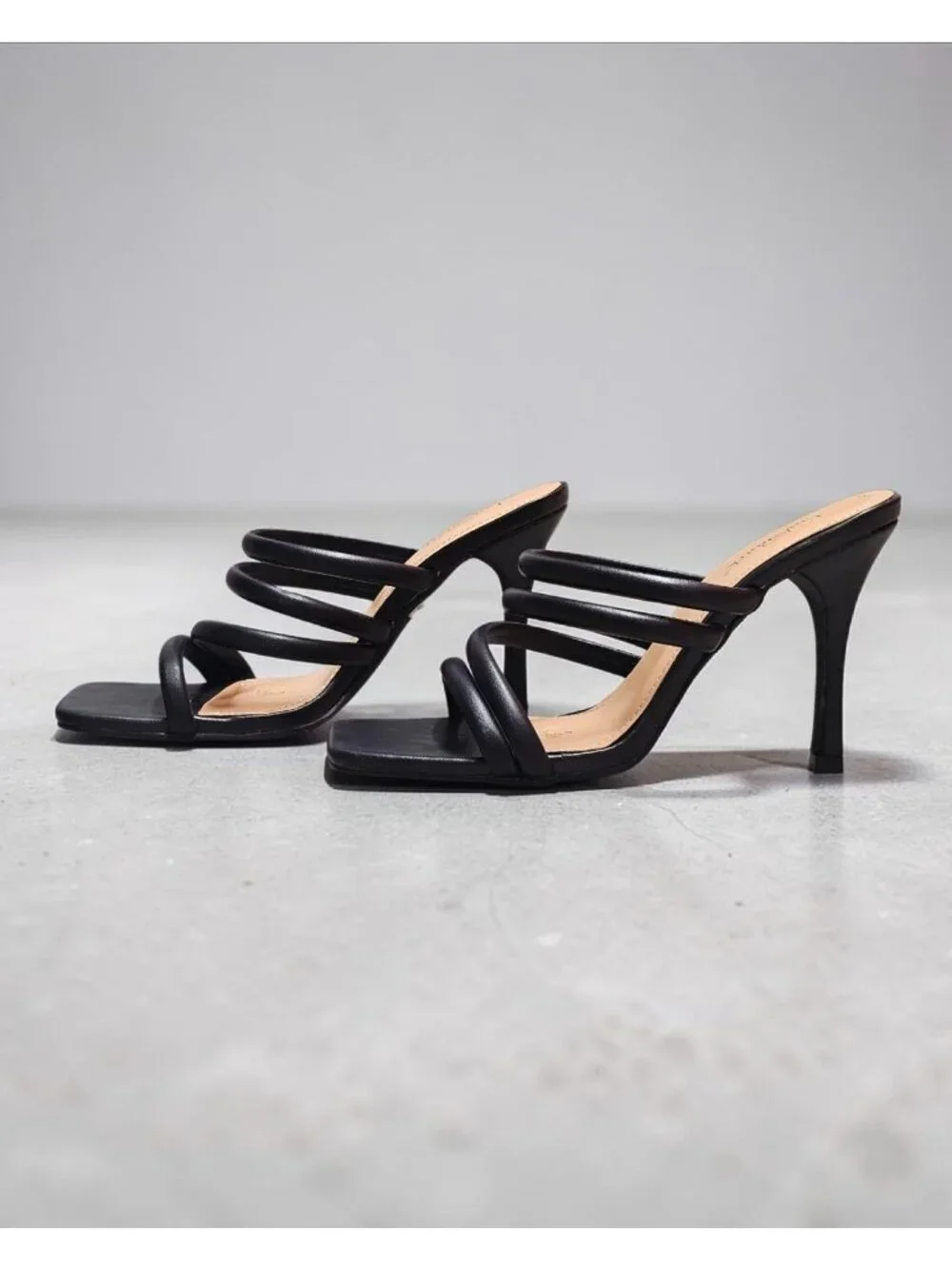 Strappy Black High Heel Sandals With Square Toe Design For Women